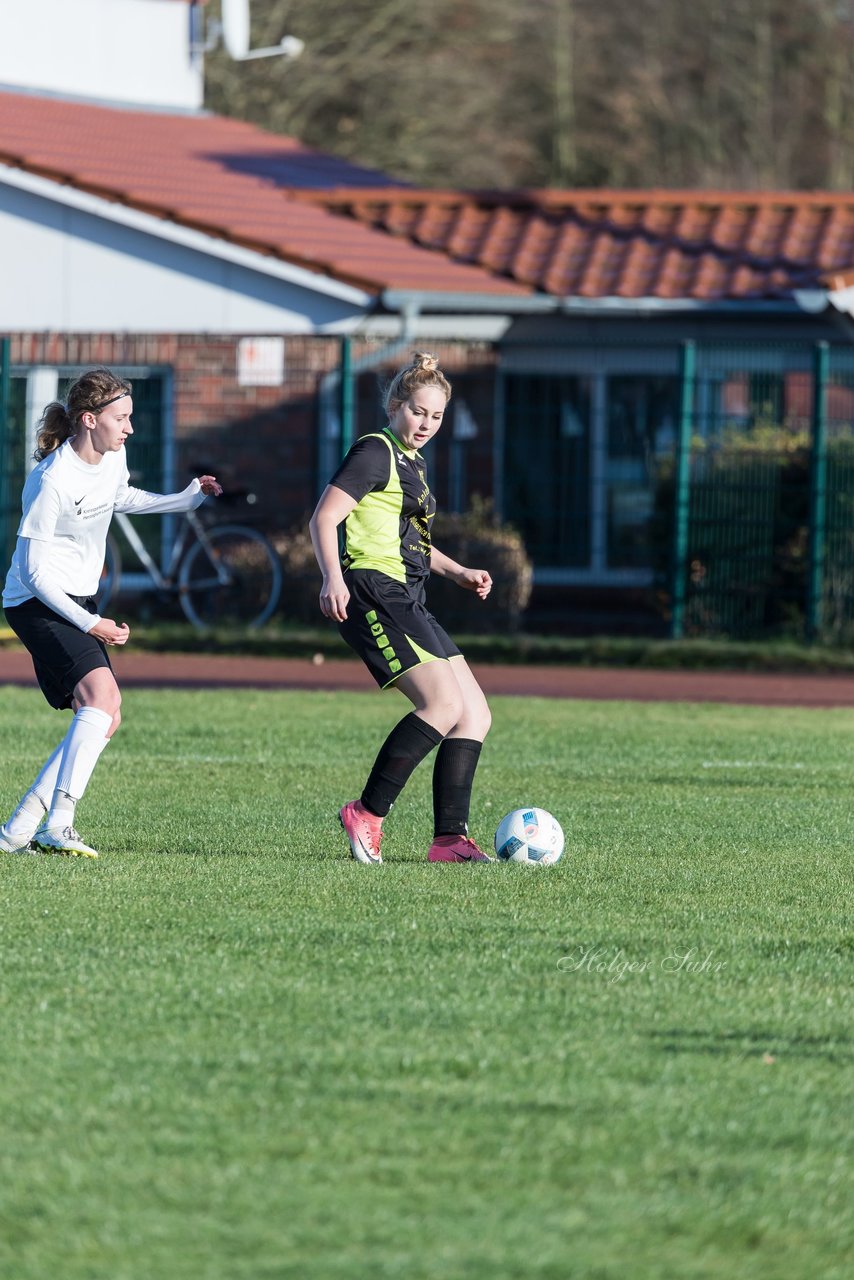 Bild 355 - B-Juniorinnen MSG Steinhorst Krummesse - SV Frisia 03 Risum Lindholm : Ergebnis: 0:5